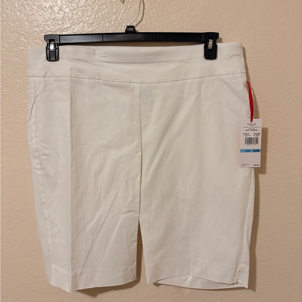 Ruby Rd. White Women's Bermuda Shorts